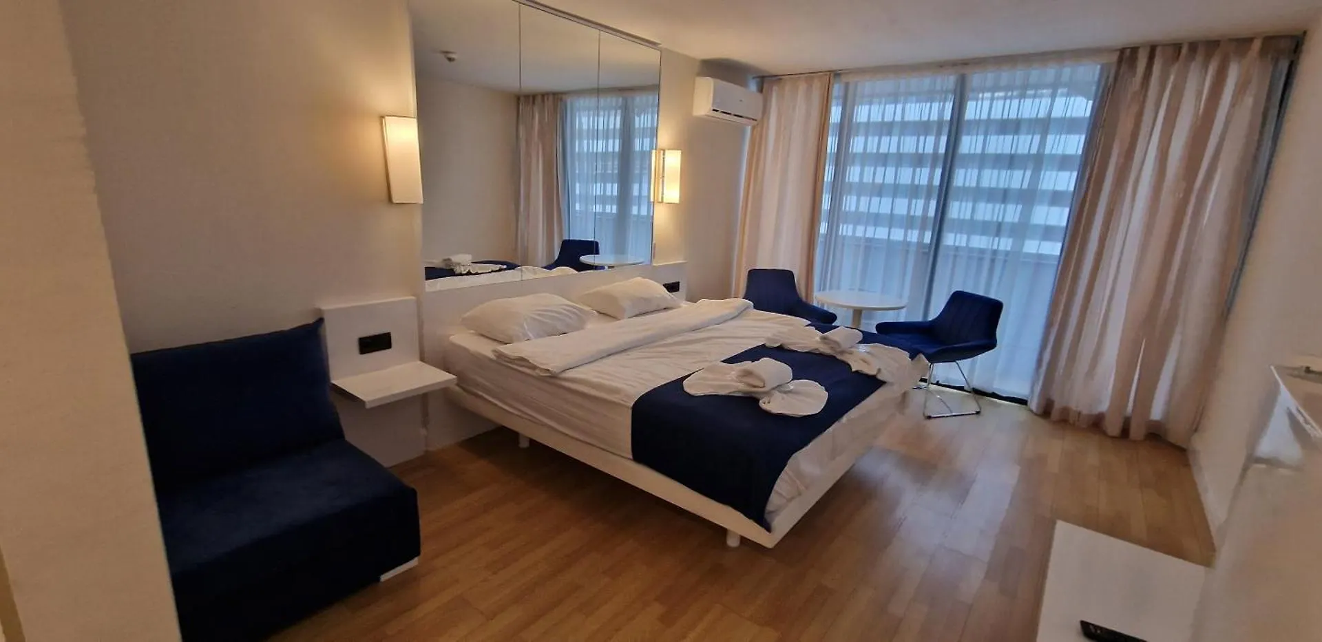 Dreamland Hotel - Orbi City Batumi