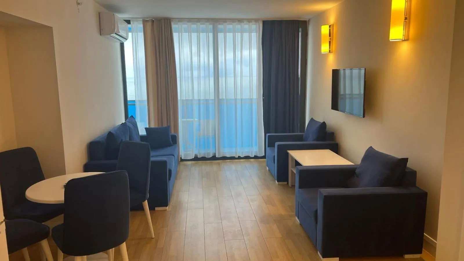 Dreamland Hotel - Orbi City Batumi 5*,  Georgia