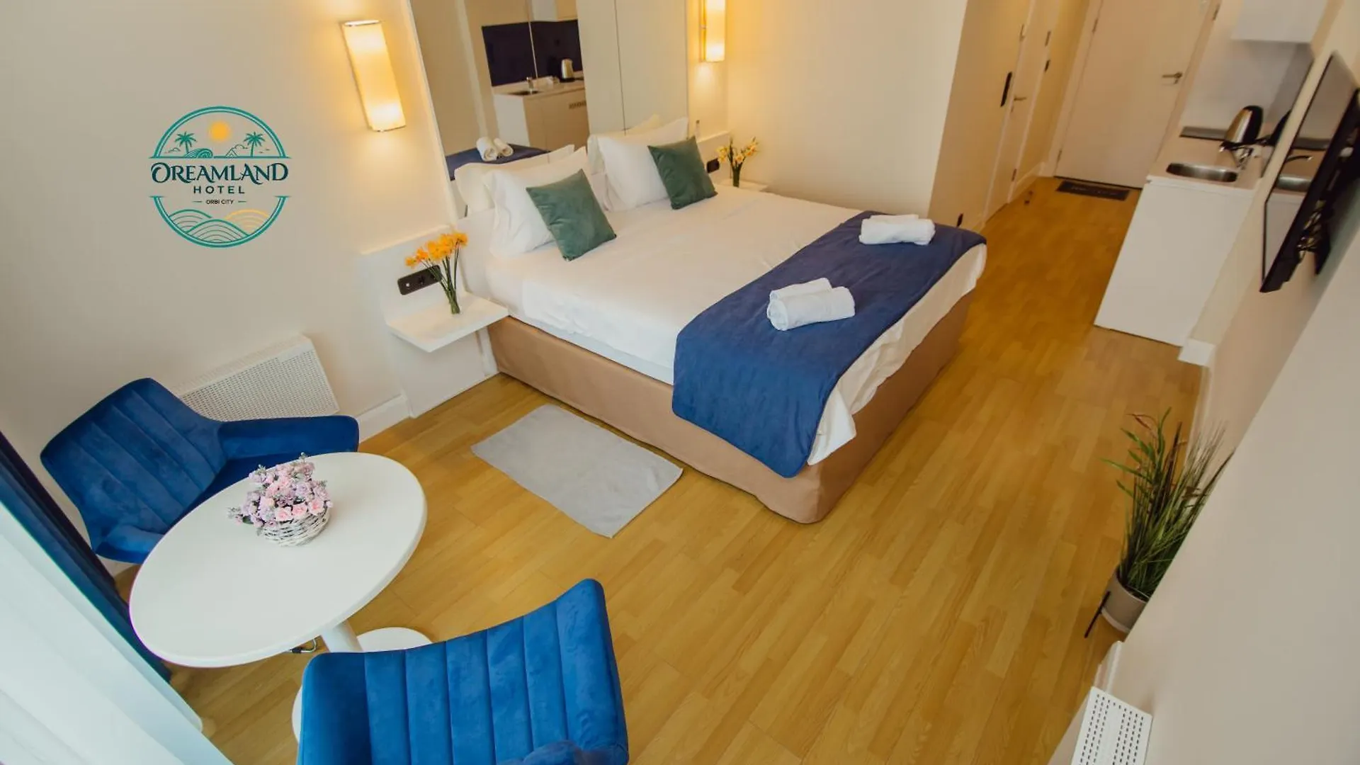 Dreamland Hotel - Orbi City 巴统