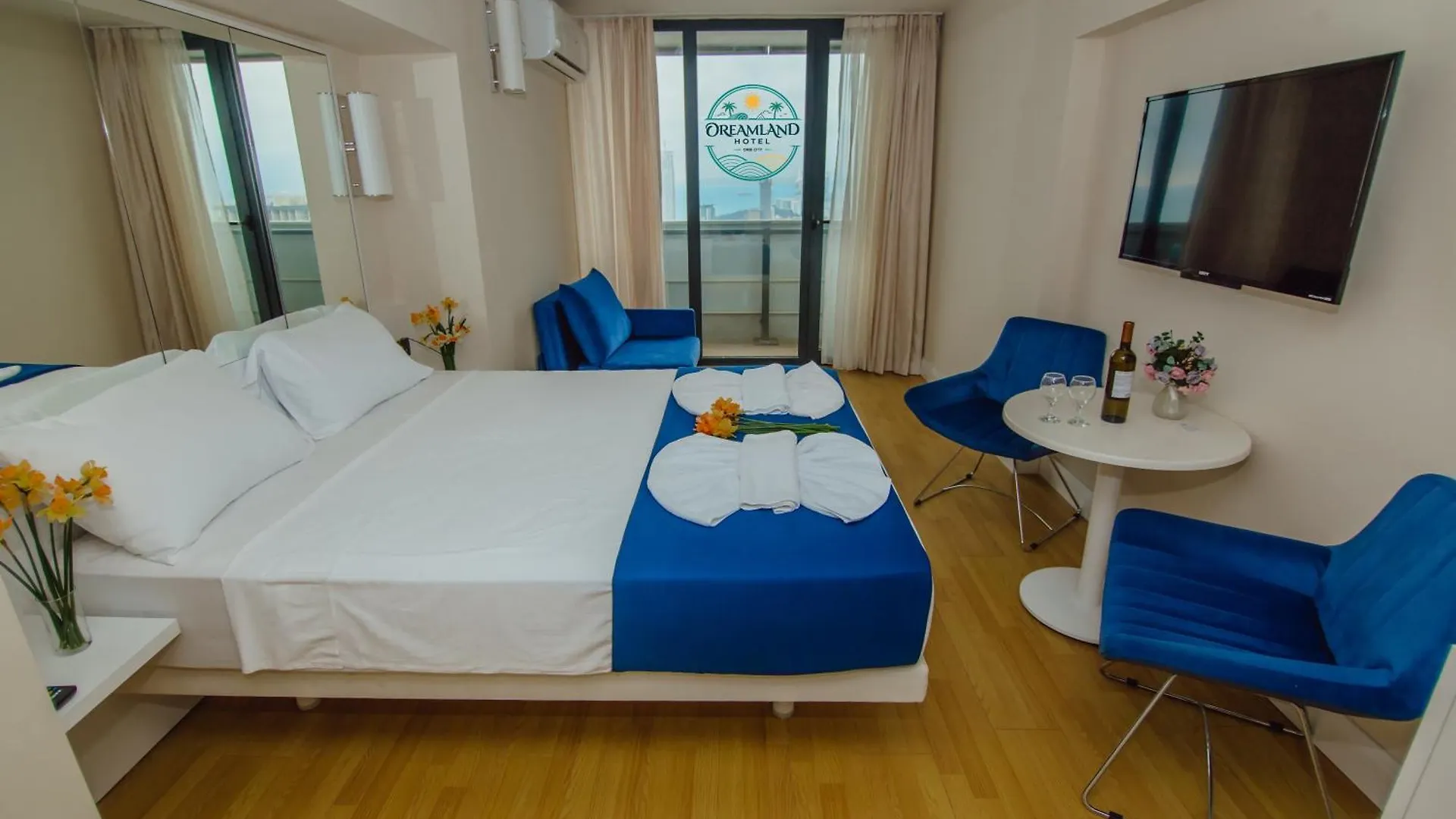 Dreamland Hotel - Orbi City 巴统